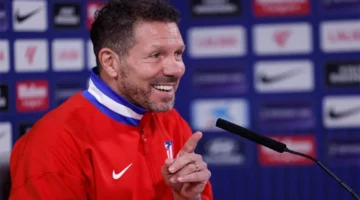 مدرب أتلتيكو سيميوني: باب الدوري السعودي مفتوح أمام ألفاريز